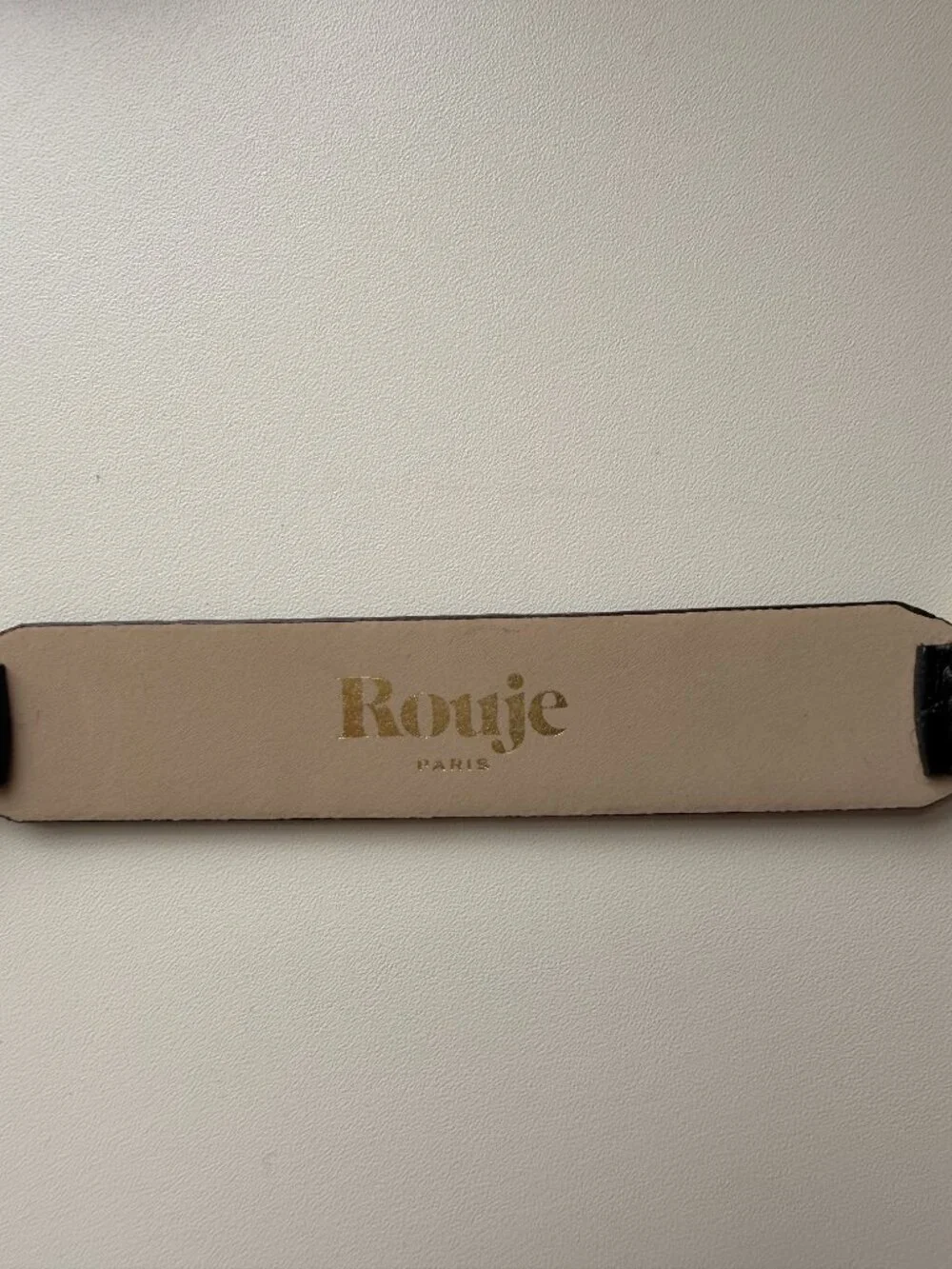 Rouje Skinny Embossed Belt. Size S/M.